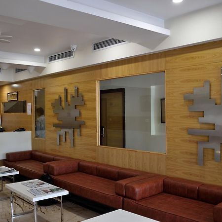 Hotel Laya Inn Ariyalur 外观 照片