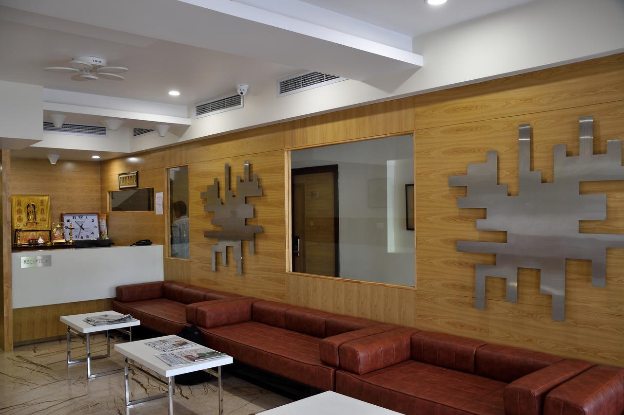 Hotel Laya Inn Ariyalur 外观 照片