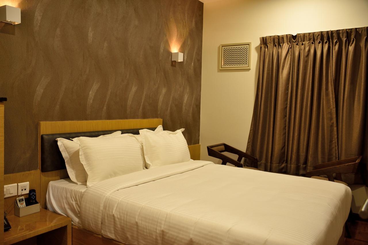 Hotel Laya Inn Ariyalur 外观 照片